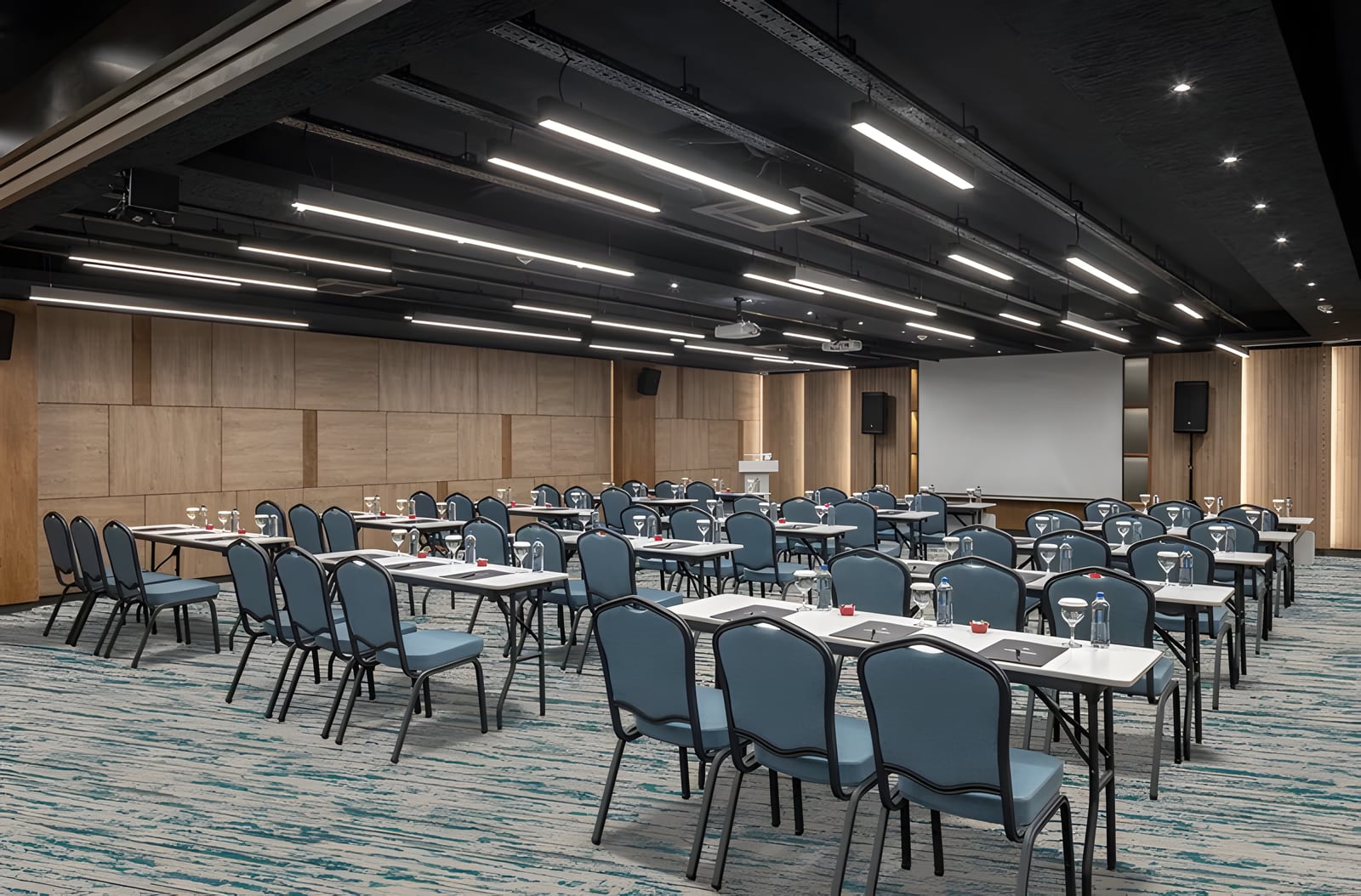 DOUBLETREE BY HILTON ISIL CLUB · BODRUM