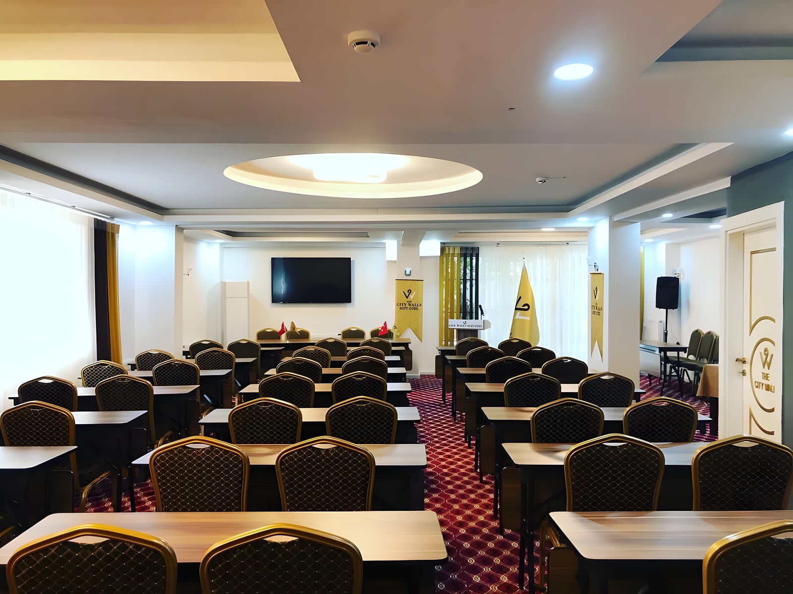 THE CITY WALLS HOTEL · DIYARBAKIR